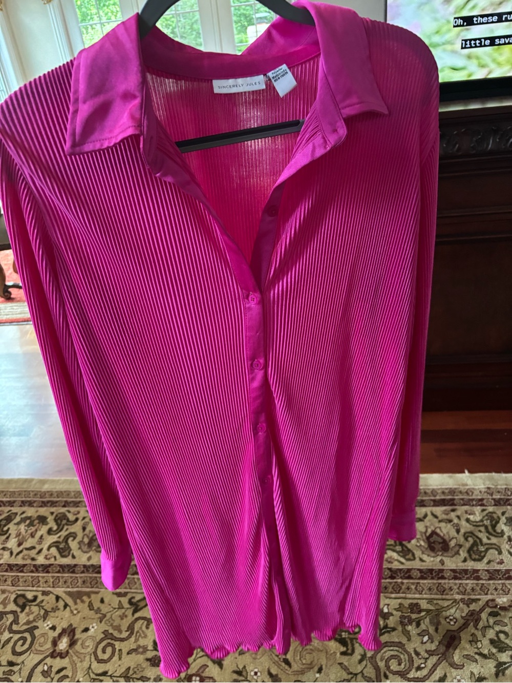Sincerly Jules Women's Hot Pink Pleated Button-Down Shirt